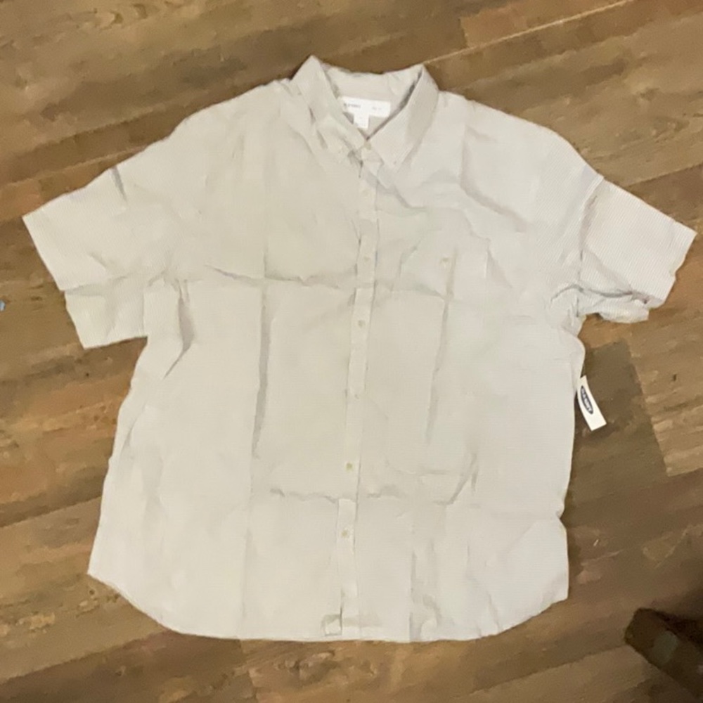 Old Navy short sleeve dress shirt
